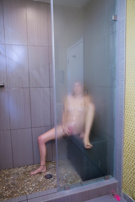лесбийский душ ню ХХХ фото