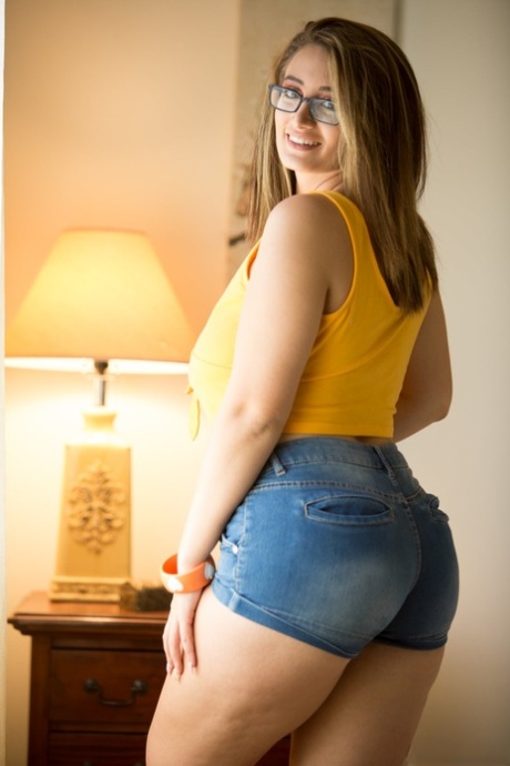 chubby housewife free porn photos