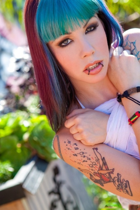emo pornografisk galleri
