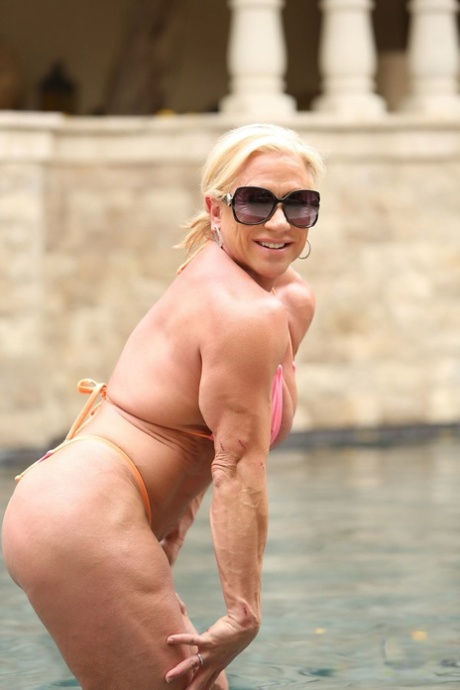 muscle porn img