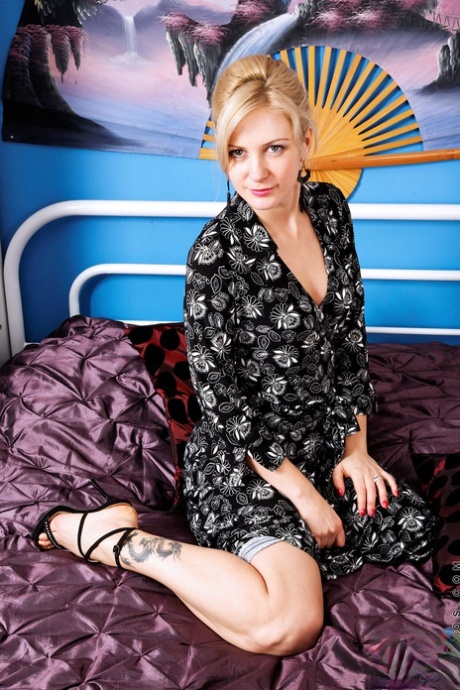 Laurita Lynn star beautiful img