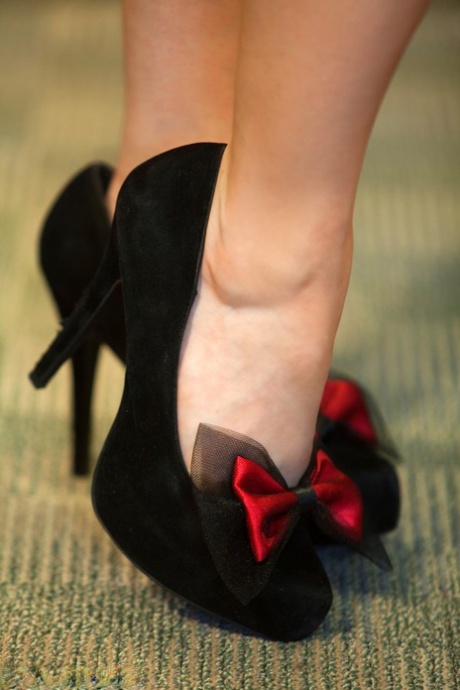 skinny high heels free sex image