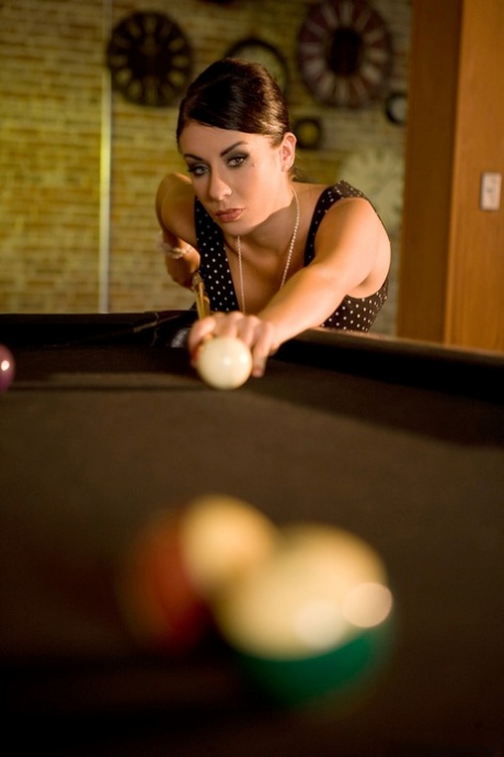 Isis Monroe exclusive actress images