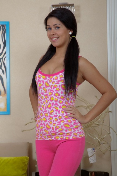 Cindy Dee perfect model photo