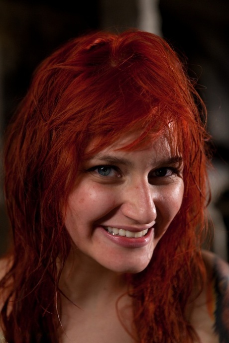 Phoenix Askani pornstar sexy img