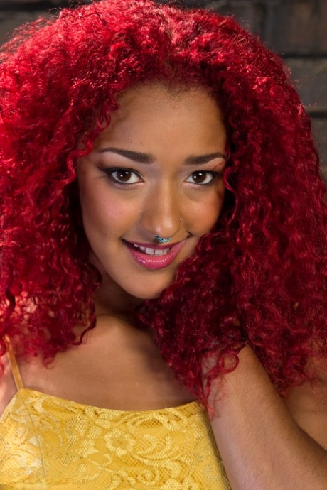 redhead ebony hot naked pic