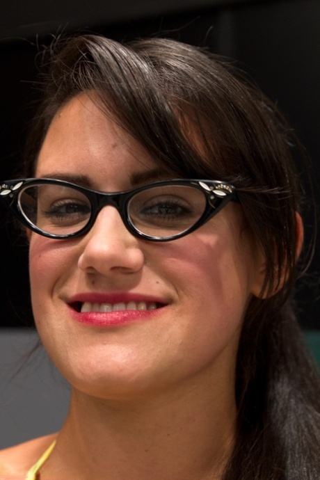 Sarah Shevon pornstar high quality photo