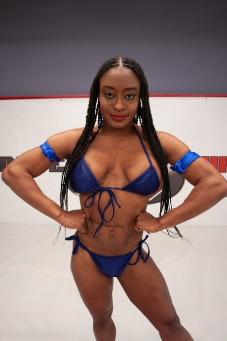 April Hunter exclusive pornstar gallery