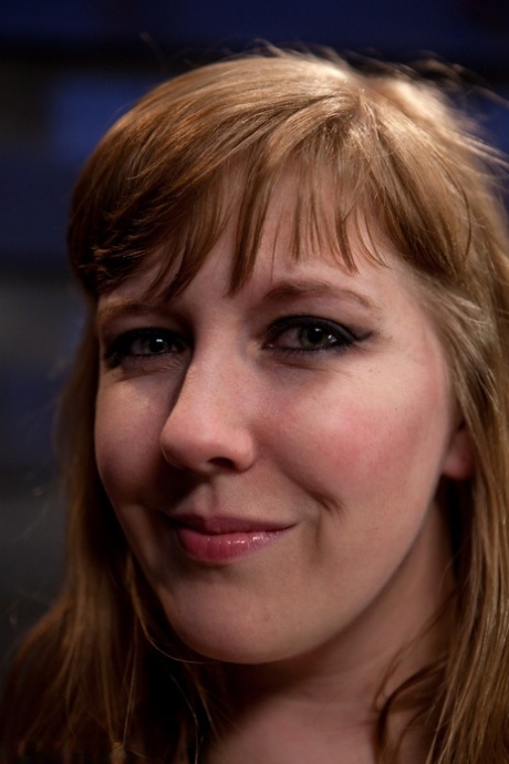 knubbigt ansikte vuxen samling