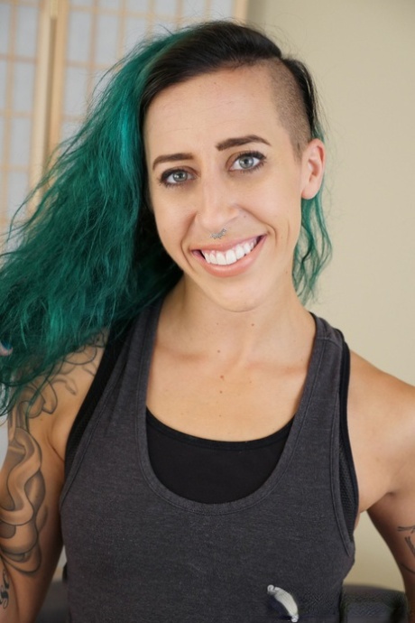Andre Shakti porn model image