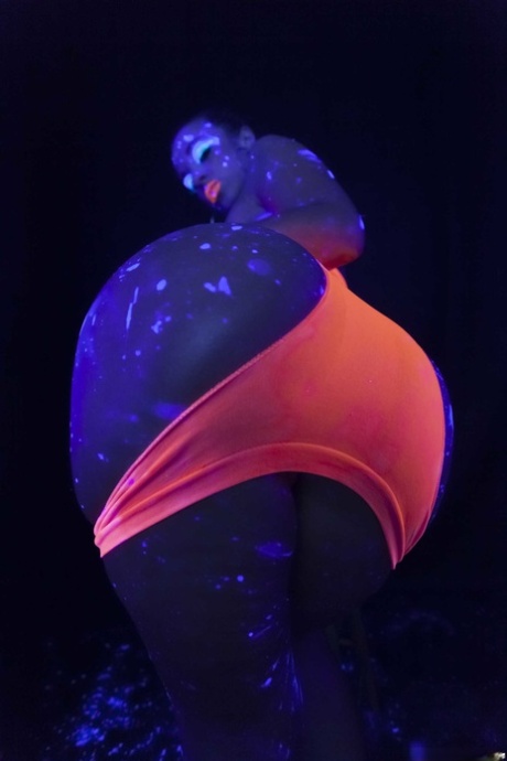 assolo di ebano adultoxxx foto