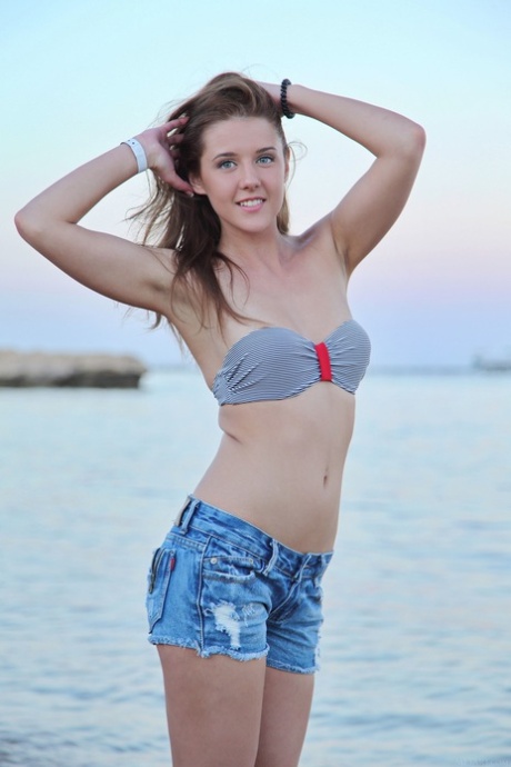 teen bikini hot sexy img