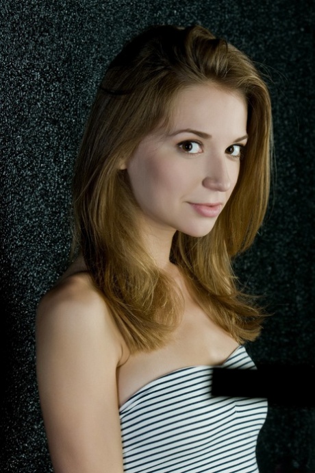 Yani Nastya hot star img
