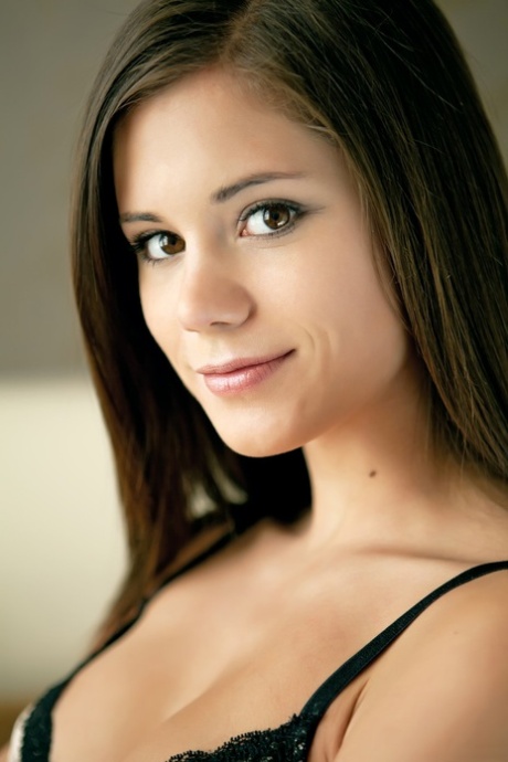petite babe sexy nude img