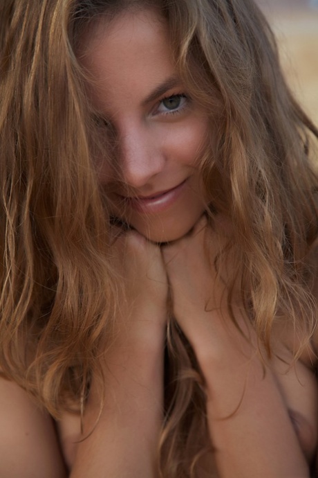 tanned teen xxx gallery