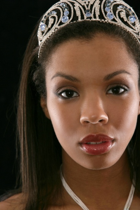 Adanna Royal pornstar top pic