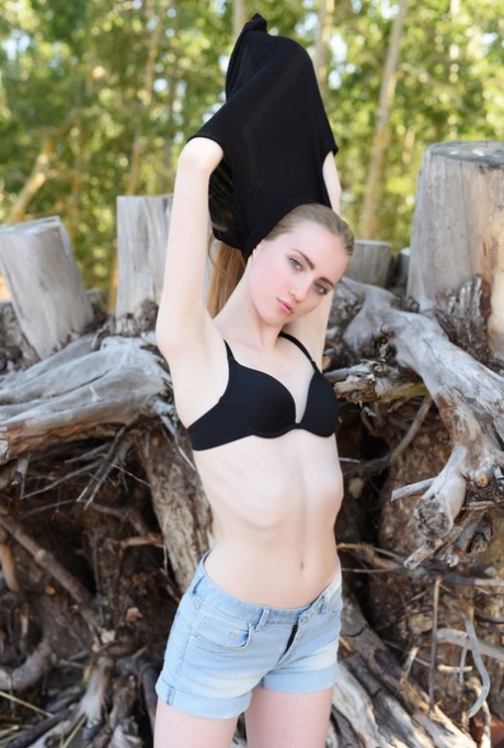 Lena Flora pornstar erotic pictures