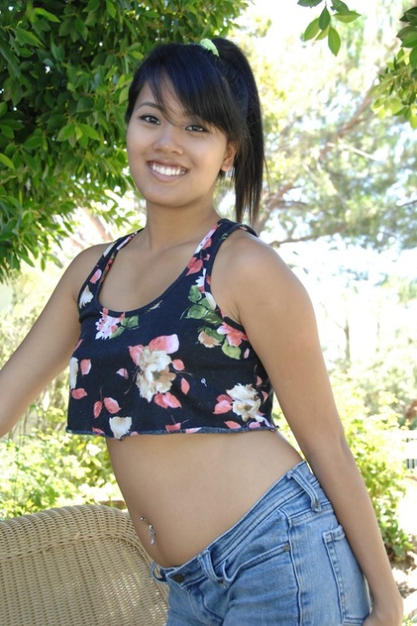 jeans asiatici superiore Immagine