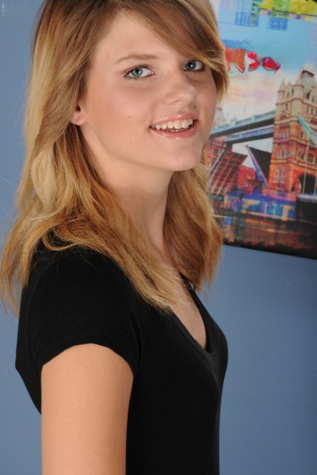 Scarlett Fever model hd gallery