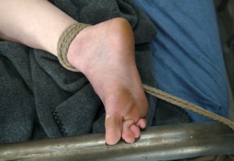 BDSMの足 ホットxxx 写真