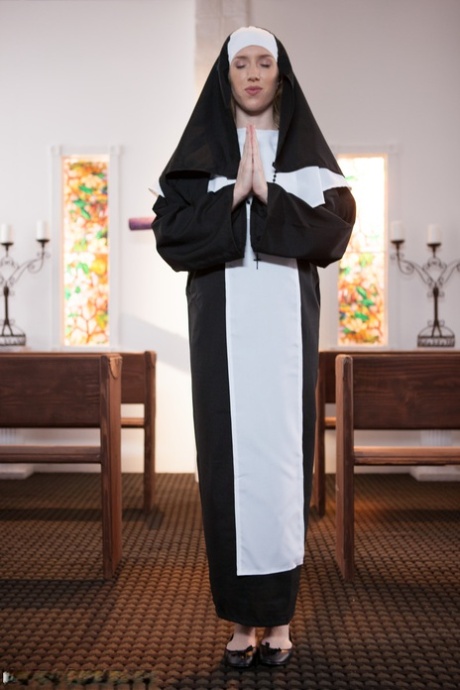 nun pretty image