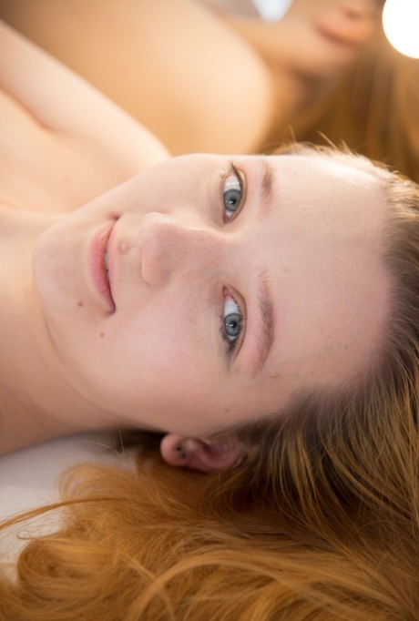 redhead blue eyes free nude photo