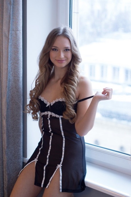 Amy Moore model pornographic pictures