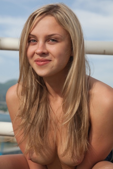 blond modré oči zdarma xxx fotky