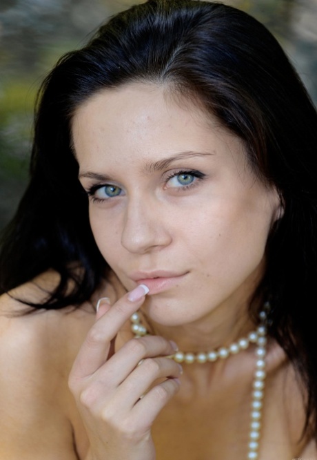 brunette blue eyes free xxx gallery
