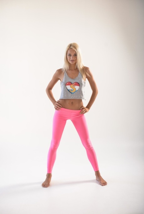 teen leggings free nude photo