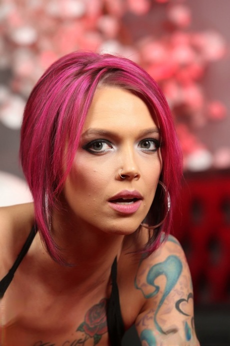 Anna Belle hot pornstar galleries