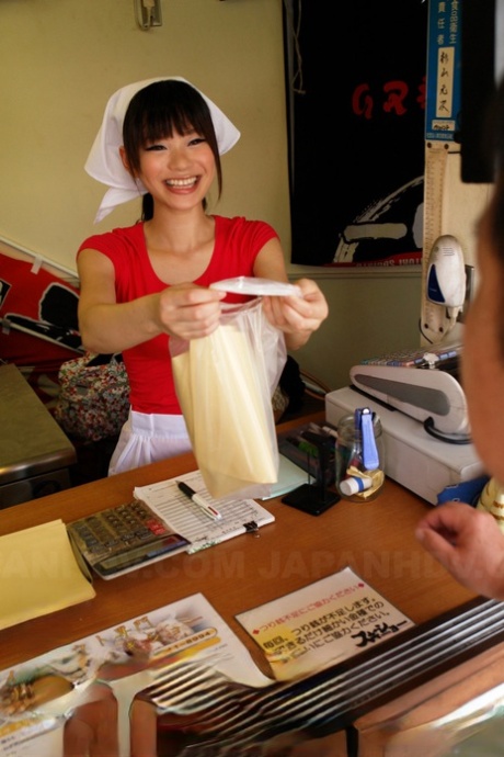 skinny japanese top picture