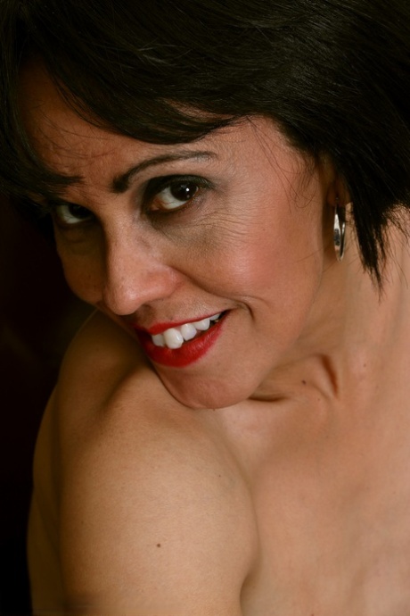 Gypsy Vixen pornographic model image