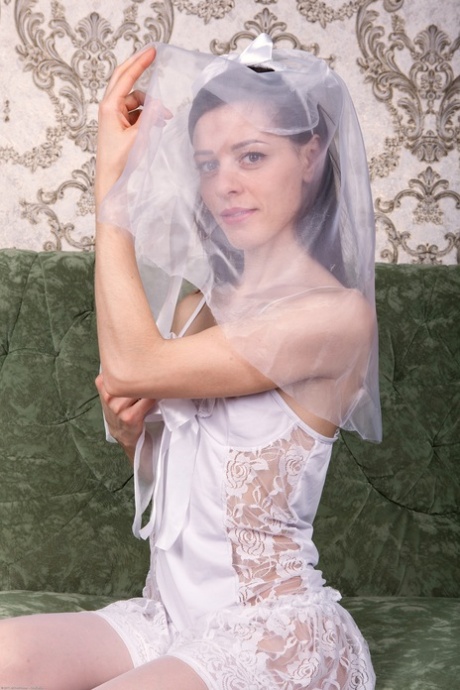 bride free galleries
