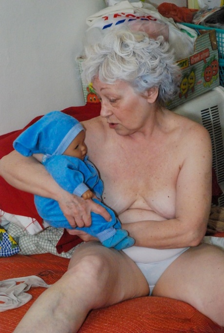 grand-mère très poilue haute qualité parfait des photos