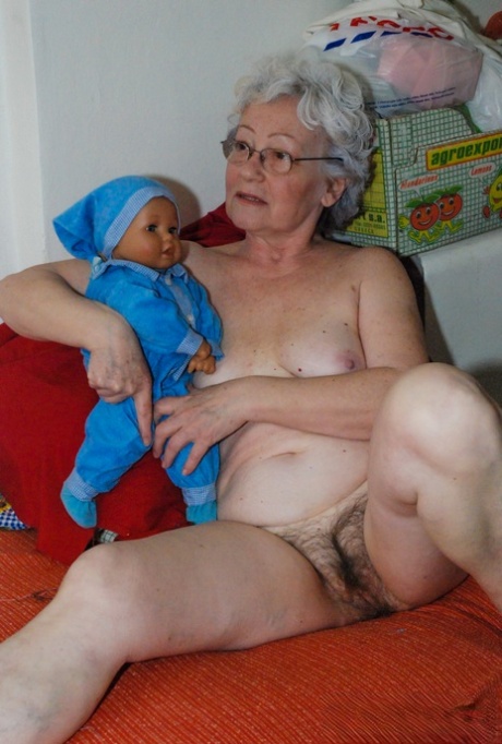 hairy granny porn archive
