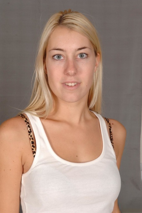 Valentina Rossi model perfect image