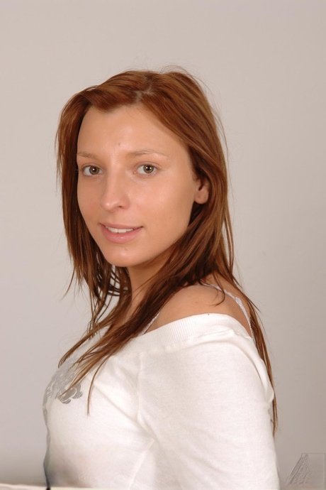 Morgan Moon hot actress image