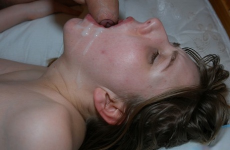 amatör cumshot vacker vuxen arkiv