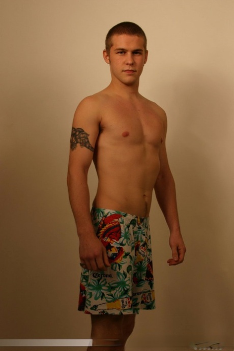homme seul art sexy galeries