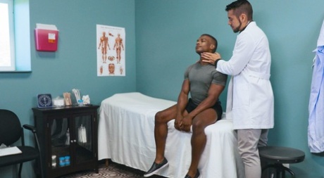 primera vez gay desnudo gratis imágenes