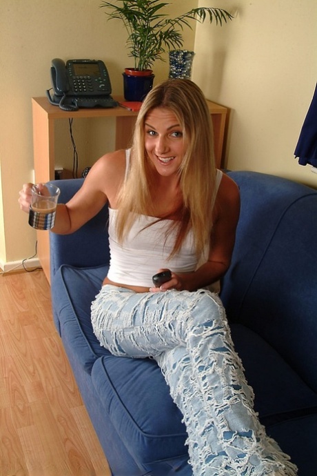 Ashley Long erotic star img