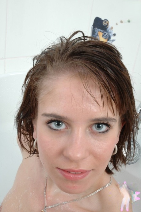 blandras sperma i munnen konst exklusiv bild