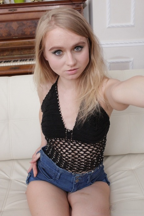 teen shorts free sexy pics