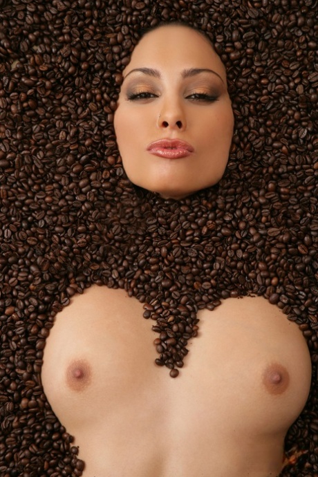Anetta Keys hot model pictures