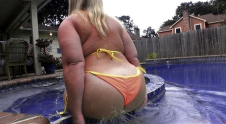 bikiny s velkými prsy xxx krásné obrázek