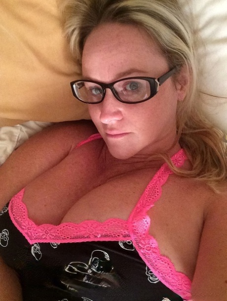 chubby pov art nude photo