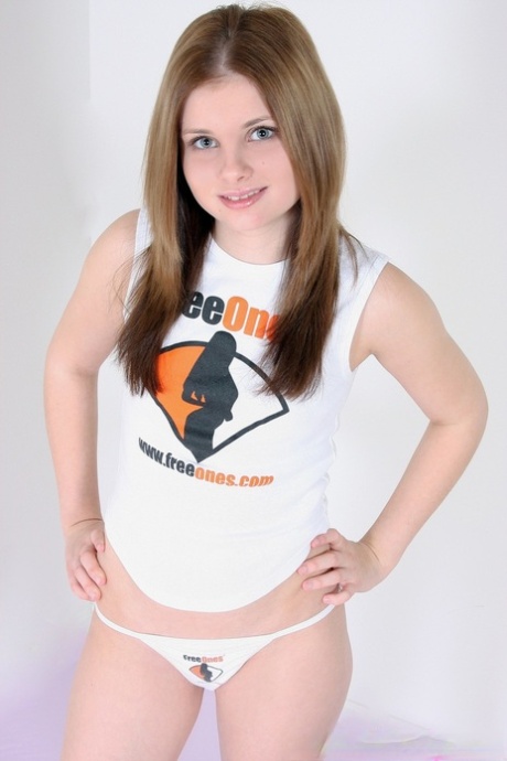 Lil Candy pornstar adult pic