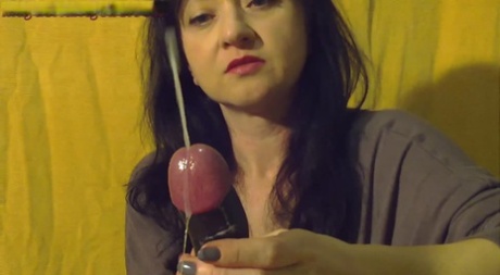 Mayas Handjobs model perfect pictures