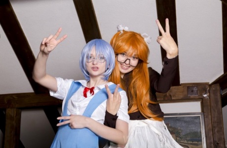 lesbisk cosplay perfekt porno galleri